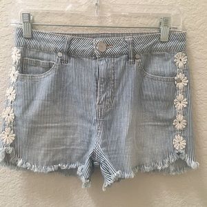 ⚡️2for$20⚡️High waisted striped shorts